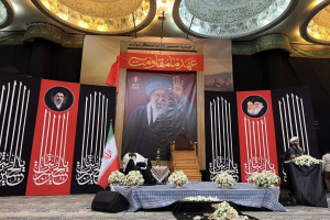 ✅مراسم سوگواری رهبر شهید در مسجد غدیر دانشگاه اصفهان