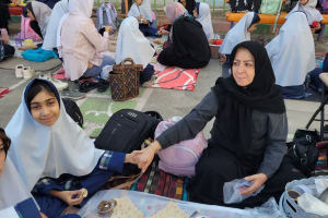✅برگزاری برنامه «صبحانه دورهمی با نوه» همزمان با روز جهانی سالمند و قلب در دبستان کوثر ۲