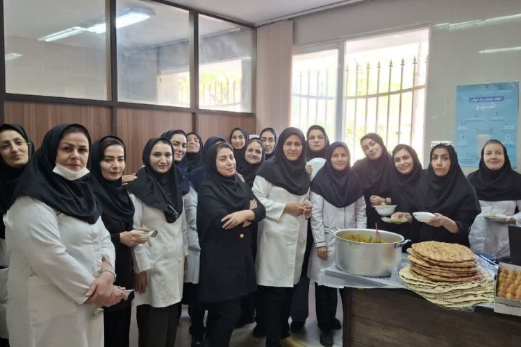✅برگزاری  جشن دهه کرامت  توسط پرسنل مرکز خدمات جامع  سلامت ابن‌سینا و مطهری 