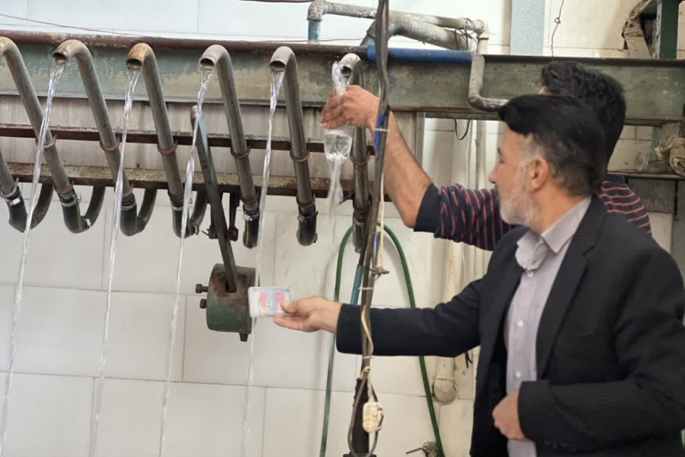 🔴بازدید از کارخانه‌های تولید یخ تحت پوشش مرکز بهداشت شماره یک اصفهان